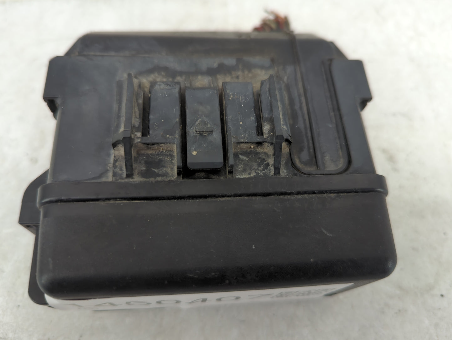 1999-2000 Toyota Sienna Fusebox Fuse Box Panel Relay Module P/N:82662-08010 Fits Fits 1999 2000 OEM Used Auto Parts - Oemuse