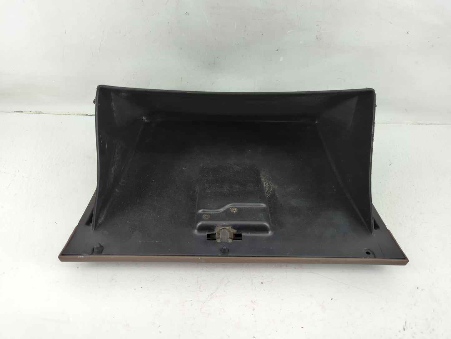 1999 Toyota Tacoma Passenger Glove Box Door Storage Compartment - Oemusedautoparts1.com
