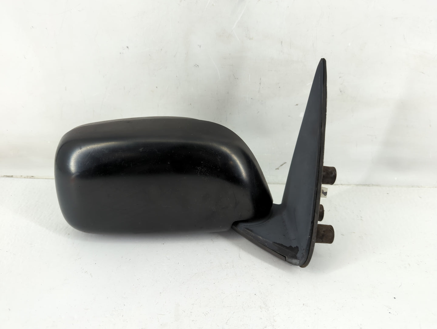 1995-1999 Toyota Tacoma Passenger Right Side View Manual Door Mirror - Oemusedautoparts1.com