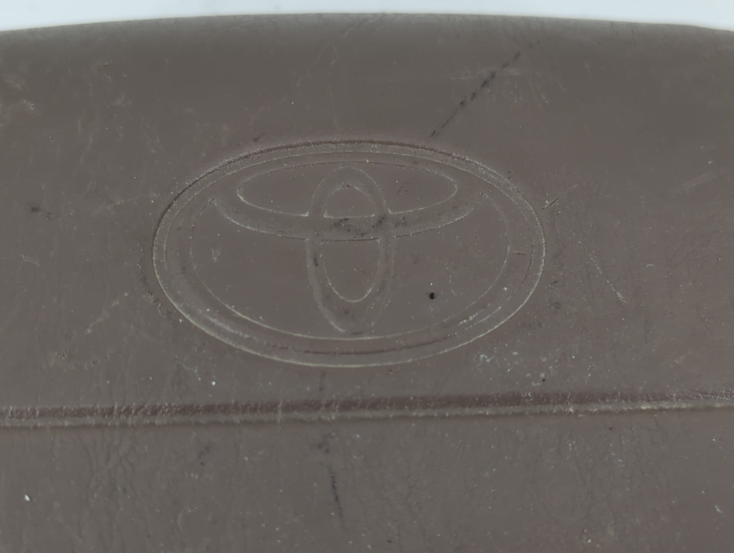 1999 Toyota Tacoma Air Bag Driver Left Steering Wheel Mounted Fits OEM Used Auto Parts - Oemusedautoparts1.com