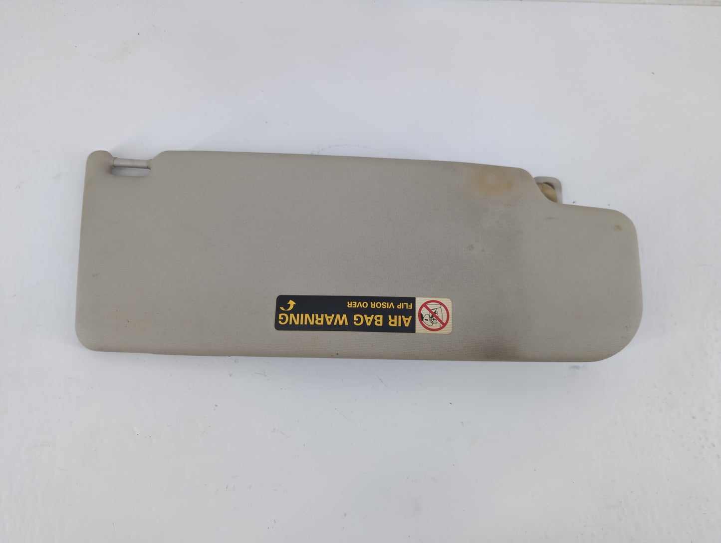 1999 Volkswagen Beetle Sun Visor Shade Replacement Passenger Right Mirror Fits OEM Used Auto Parts - Oemusedautoparts1.com