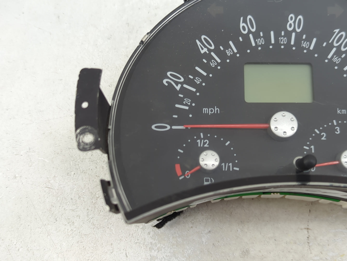 1999 Volkswagen Beetle Instrument Cluster Speedometer Gauges P/N:1C0919951 008VWZ5Z0X3132574W Miles: Fits OEM Used Auto Part