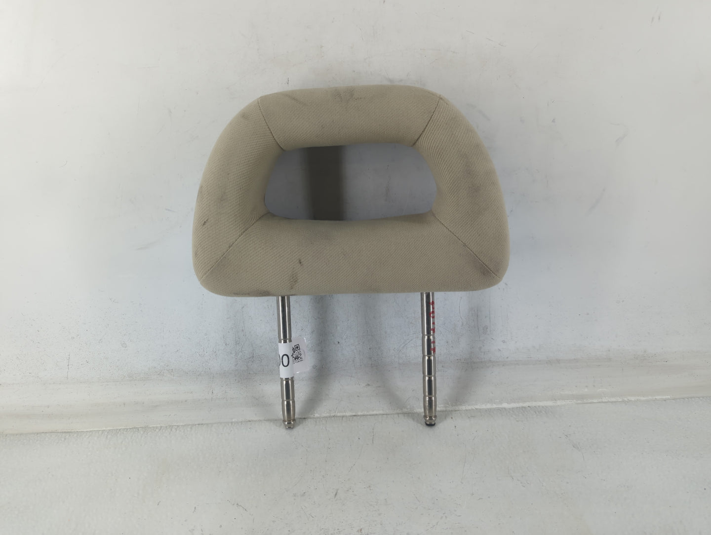 1999 Volkswagen Beetle Headrest Head Rest Front Driver Passenger Seat - Oemusedautoparts1.com