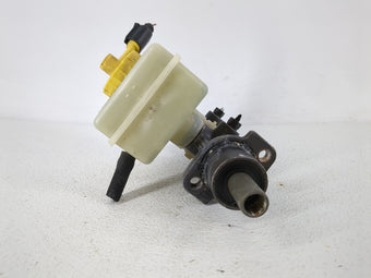 compare product 1998-2005 Volkswagen Beetle Brake Master Cylinder 864471