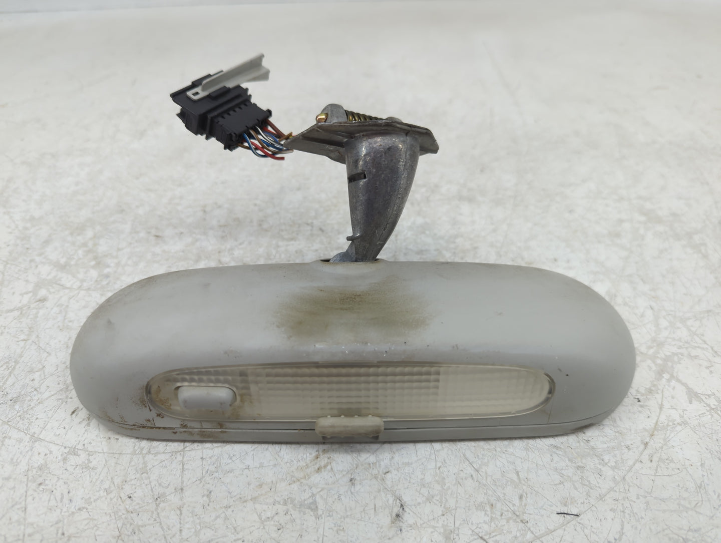 1999 Volkswagen Beetle Interior Rear View Mirror Replacement OEM P/N:E1010536 Fits OEM Used Auto Parts - Oemusedautoparts1.c