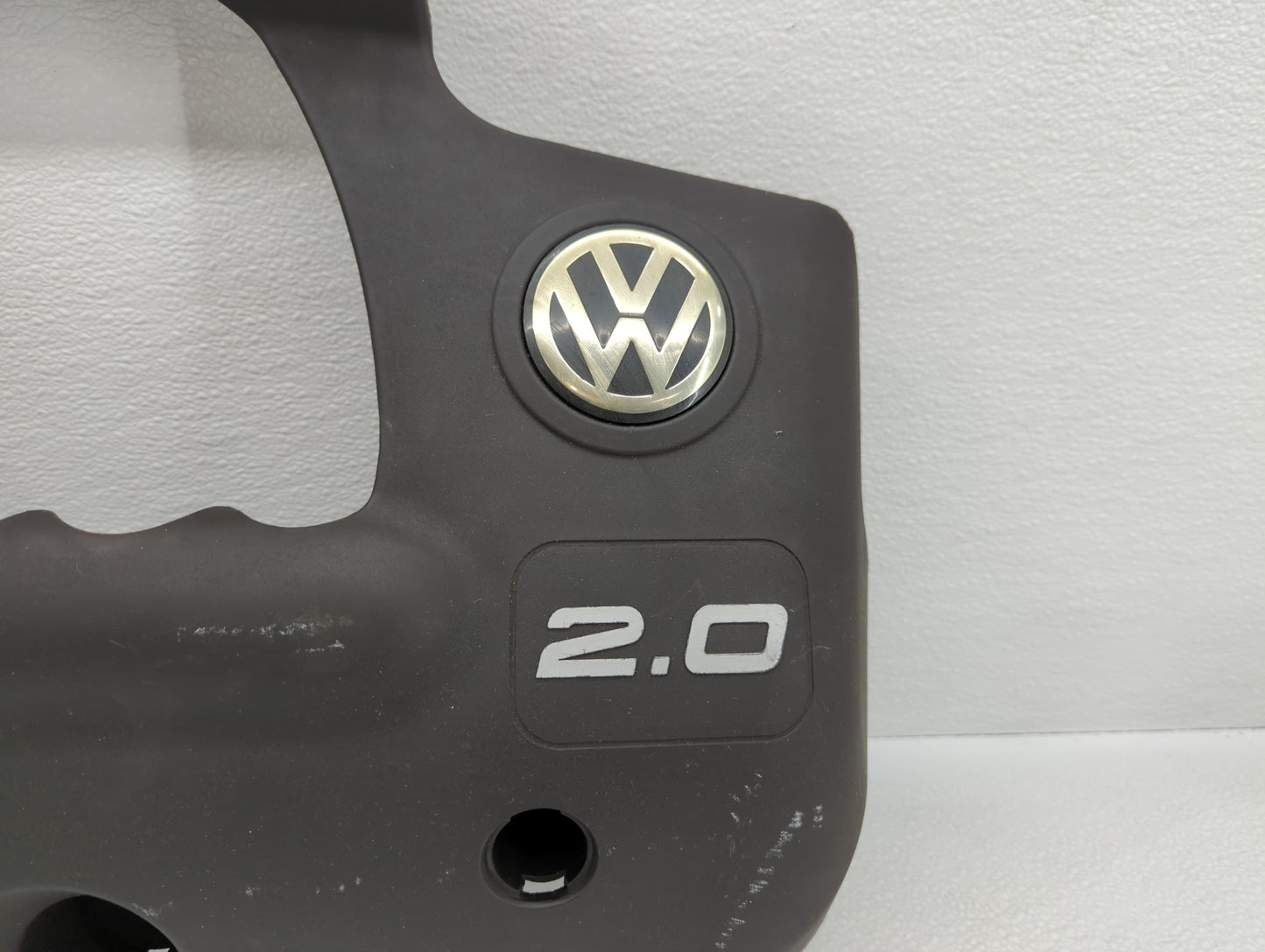 1999 Volkswagen Golf Engine Cover - Oemusedautoparts1.com
