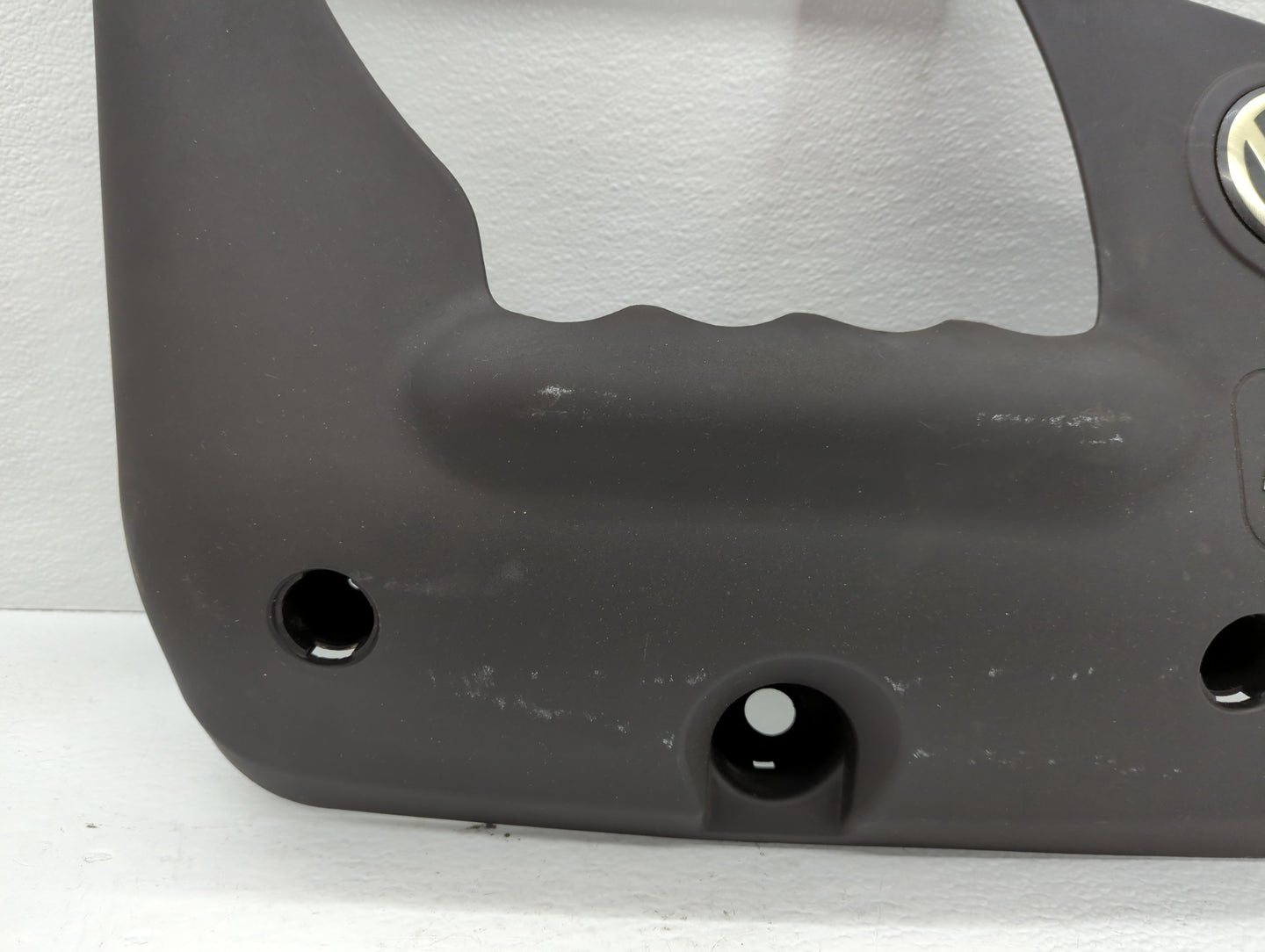 1999 Volkswagen Golf Engine Cover - Oemusedautoparts1.com