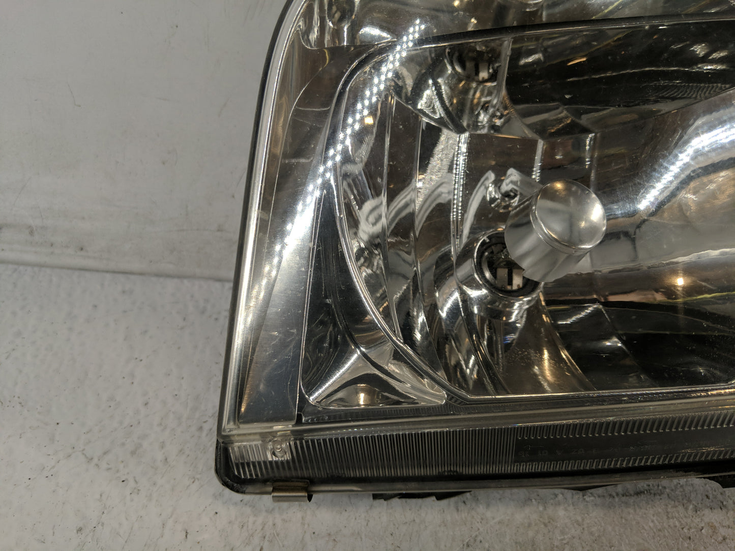 1999-2002 Volkswagen Jetta Driver Left Oem Head Light Headlight Lamp - Oemusedautoparts1.com
