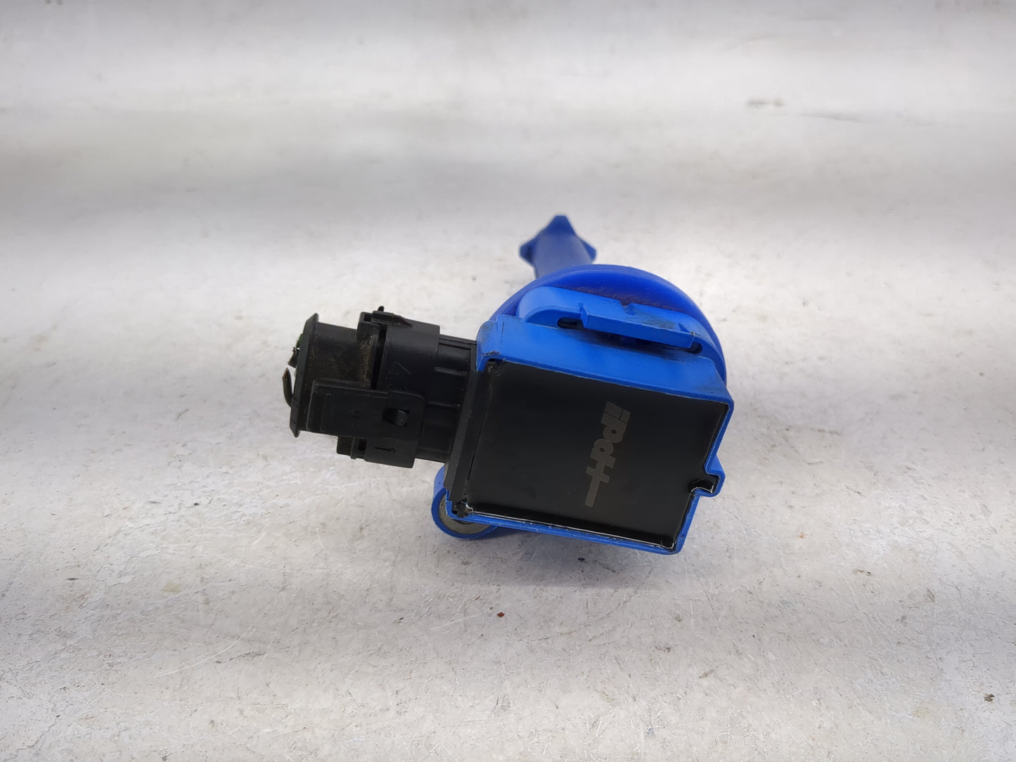 1999 Volvo C70 Ignition Coil Igniter Pack - Oemusedautoparts1.com