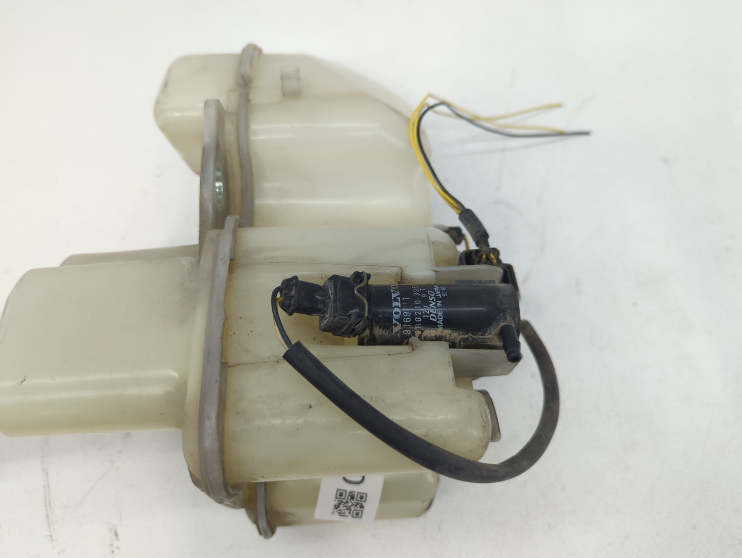 1999 Volvo S80 Windshield Washer Fluid Reservoir Bottle Oem - Oemusedautoparts1.com