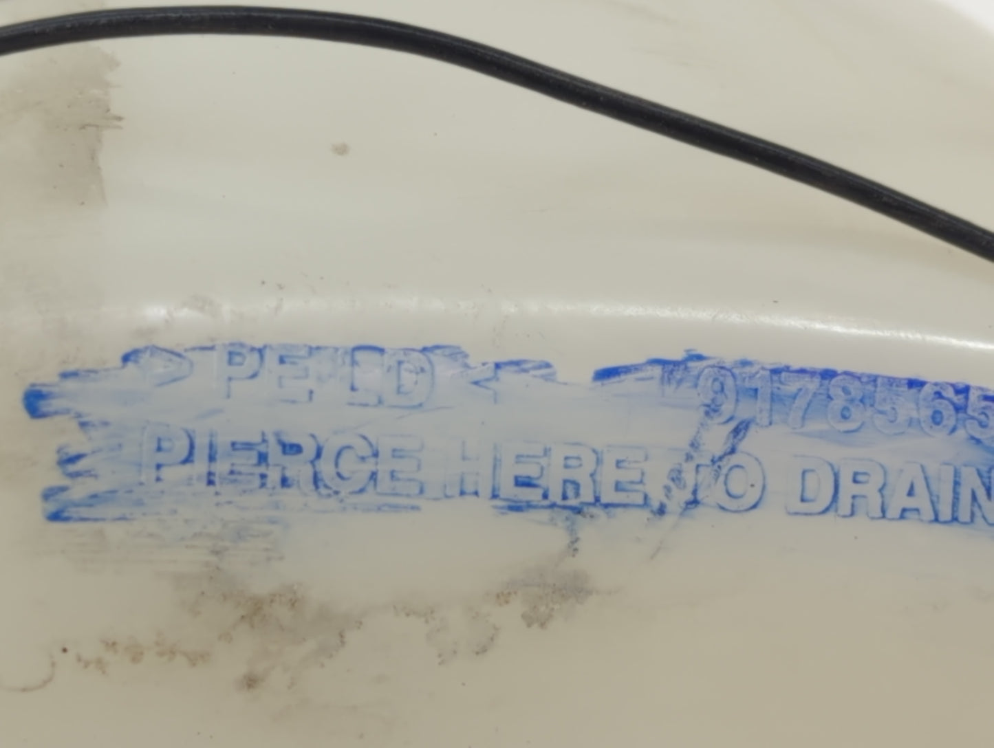 1999 Volvo S80 Windshield Washer Fluid Reservoir Bottle Oem - Oemusedautoparts1.com