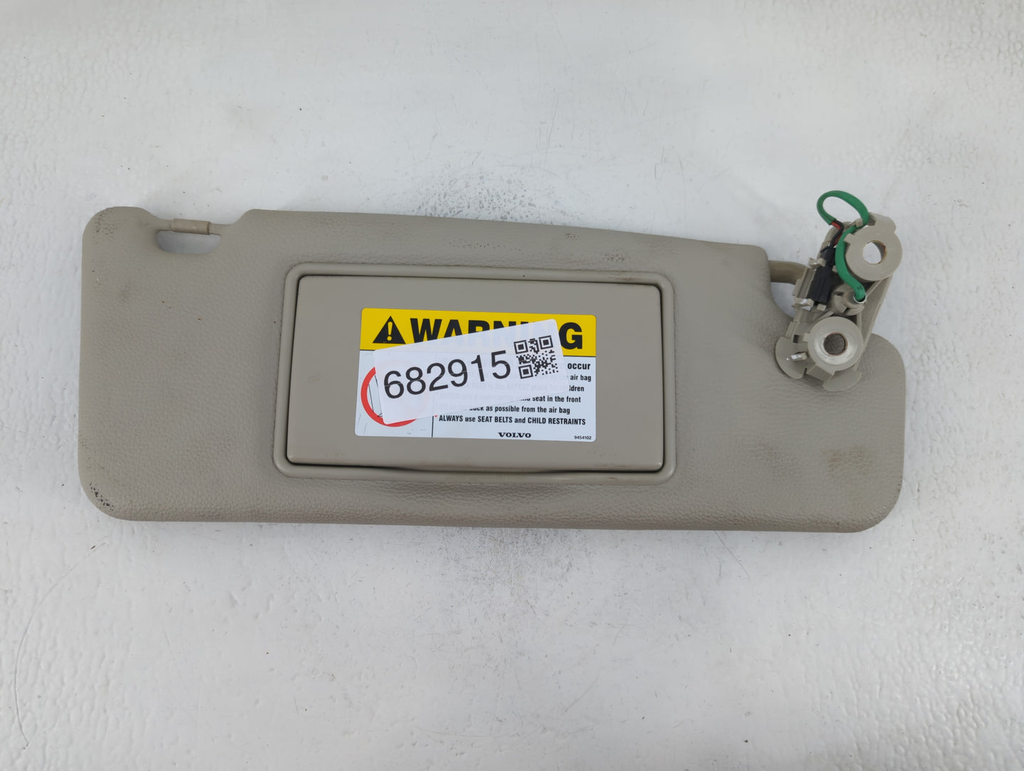 1999 Volvo S80 Sun Visor Shade Replacement Passenger Right Mirror Fits OEM Used Auto Parts - Oemusedautoparts1.com