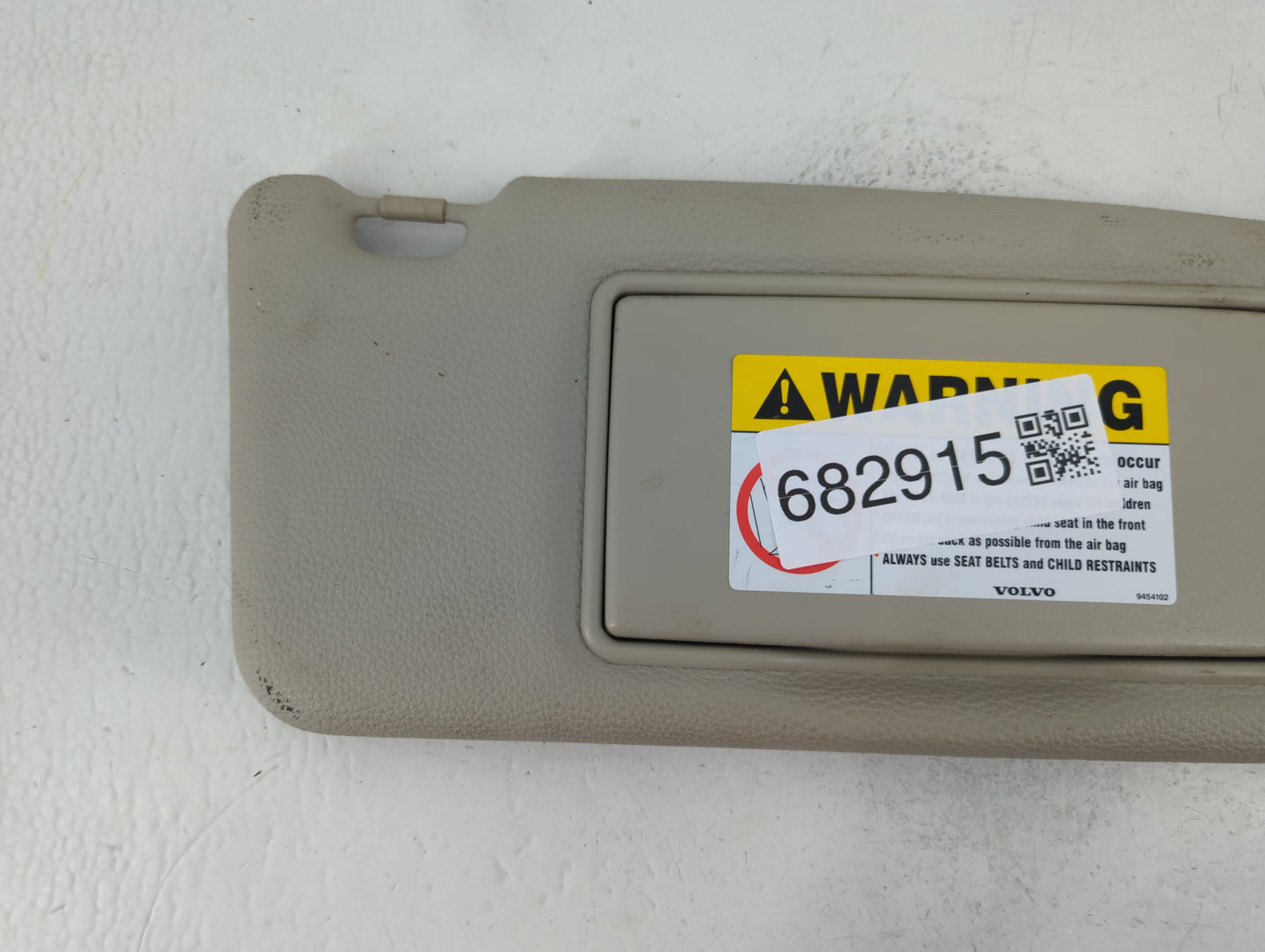 1999 Volvo S80 Sun Visor Shade Replacement Passenger Right Mirror Fits OEM Used Auto Parts - Oemusedautoparts1.com