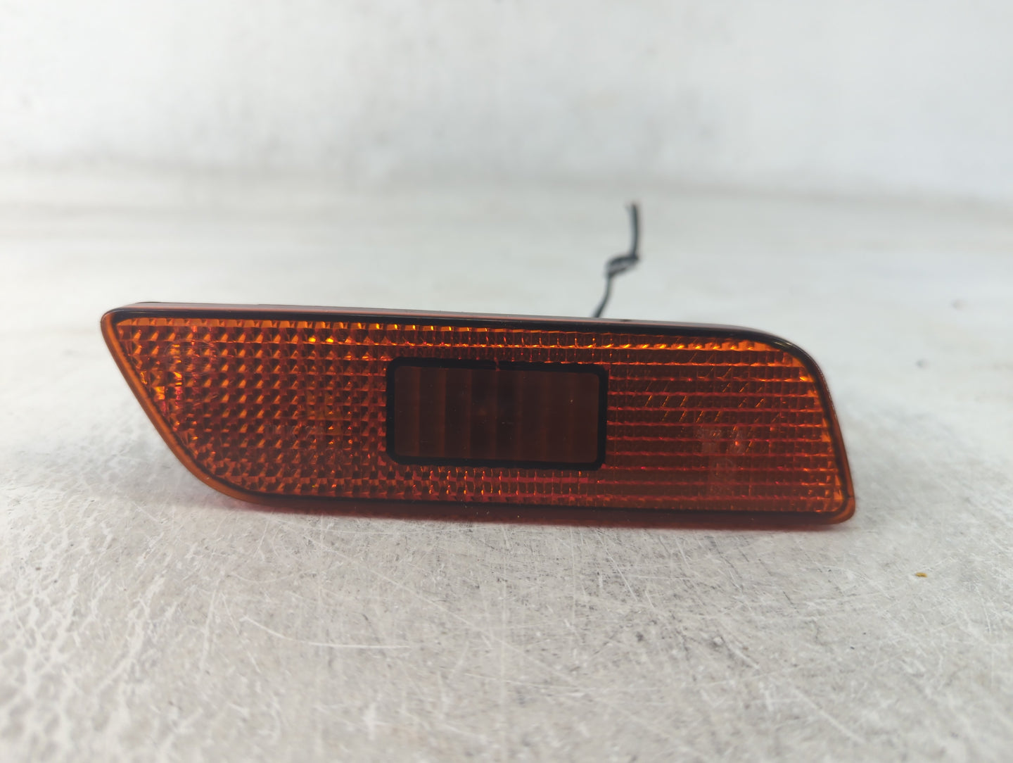 1999-2003 Volvo S80 Tail Light Assembly Driver Left OEM P/N:9190951 Fits Fits 1999 2000 2001 2002 2003 OEM Used Auto Parts -