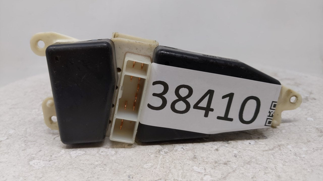 1999 Saab 99 Passenger Right Power Window Switch - Oemusedautoparts1.com
