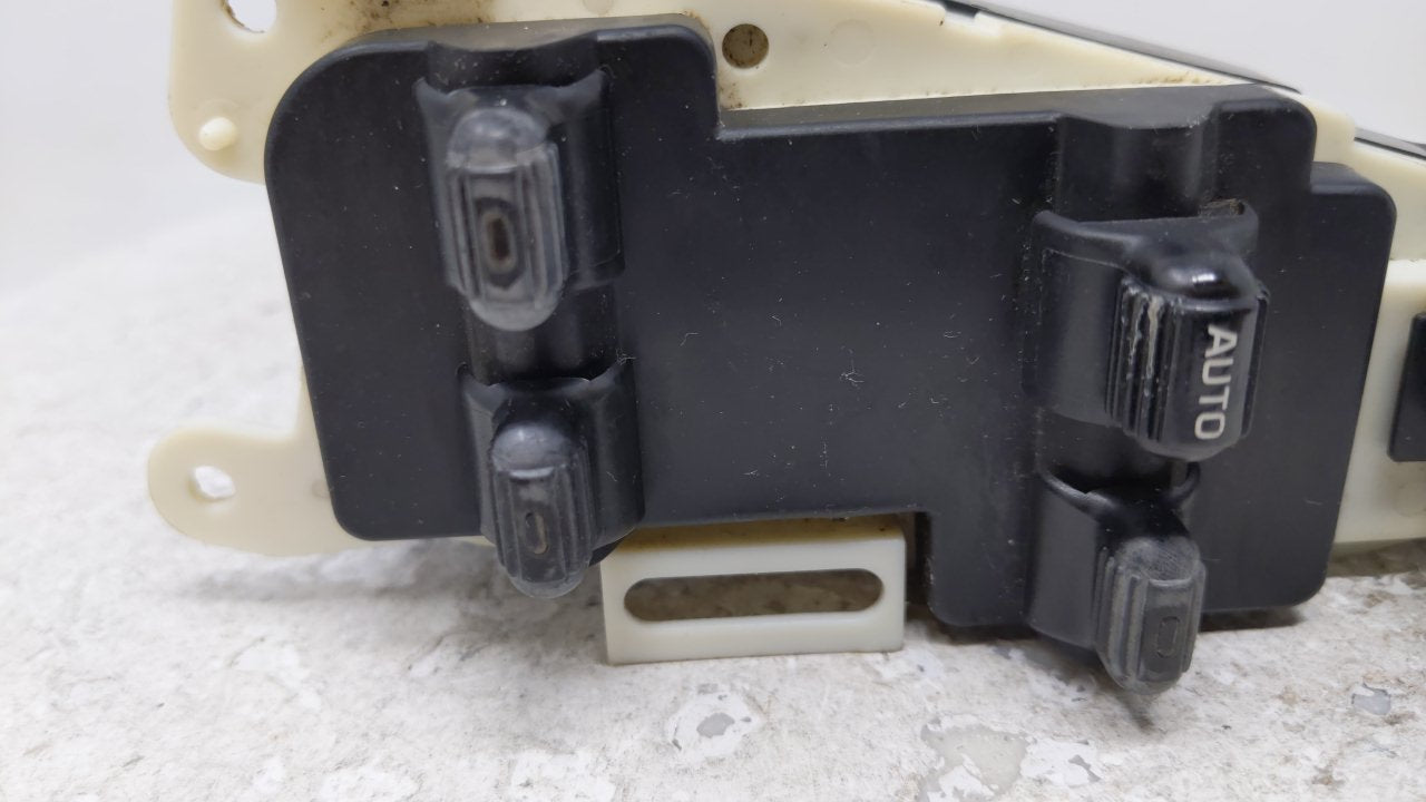 1999 Saab 99 Passenger Right Power Window Switch - Oemusedautoparts1.com
