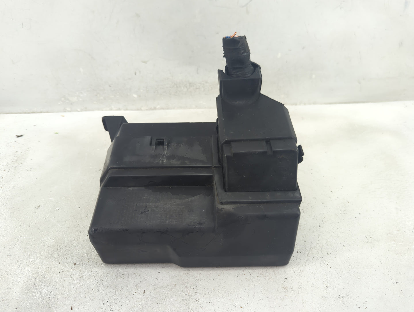 2002-2006 Nissan Altima Fusebox Fuse Box Panel Relay Module Fits Fits 2002 2003 2004 2005 2006 OEM Used Auto Parts - Oemused