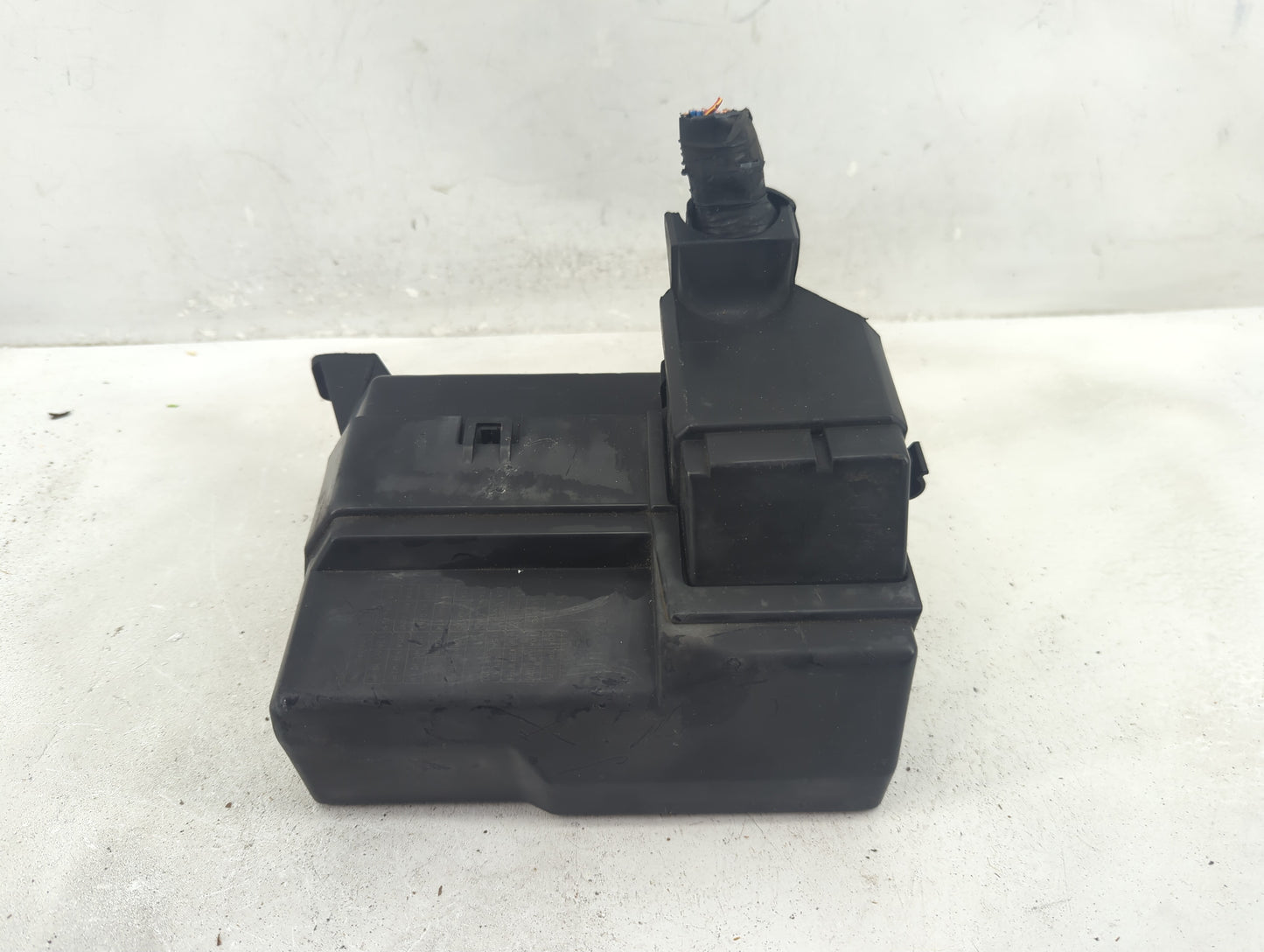 2002-2006 Nissan Altima Fusebox Fuse Box Panel Relay Module Fits Fits 2002 2003 2004 2005 2006 OEM Used Auto Parts - Oemused