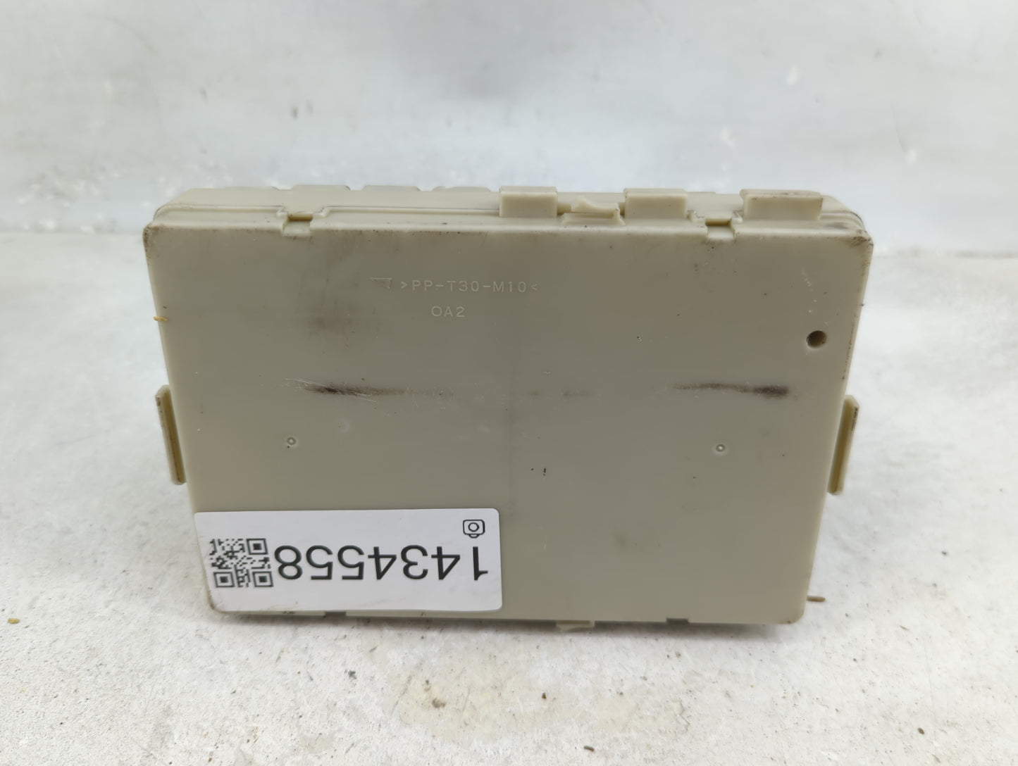 2002-2006 Nissan Altima Fusebox Fuse Box Panel Relay Module Fits Fits 2002 2003 2004 2005 2006 OEM Used Auto Parts - Oemused