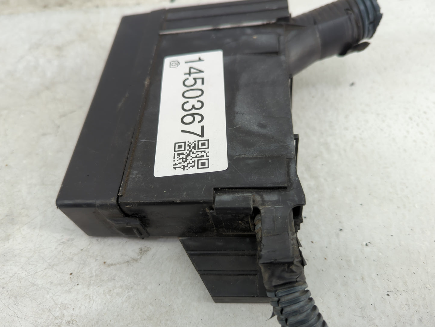 2002-2006 Nissan Altima Fusebox Fuse Box Panel Relay Module P/N:24382 8J011 Fits Fits 2002 2003 2004 2005 2006 OEM Used Auto