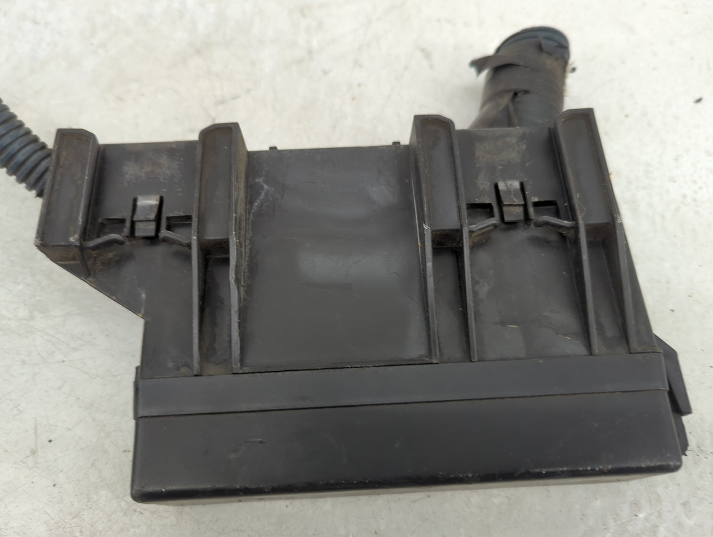 2002-2006 Nissan Altima Fusebox Fuse Box Panel Relay Module P/N:24382 8J011 Fits Fits 2002 2003 2004 2005 2006 OEM Used Auto