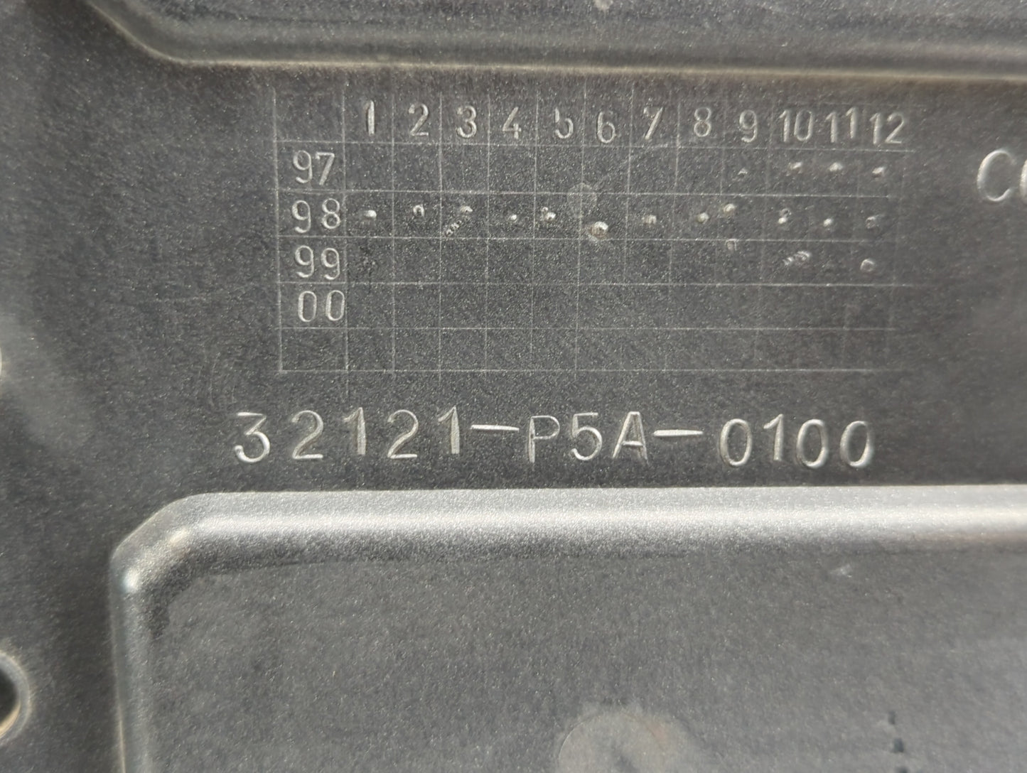 2000 Acura Rl Engine Cover - Oemusedautoparts1.com