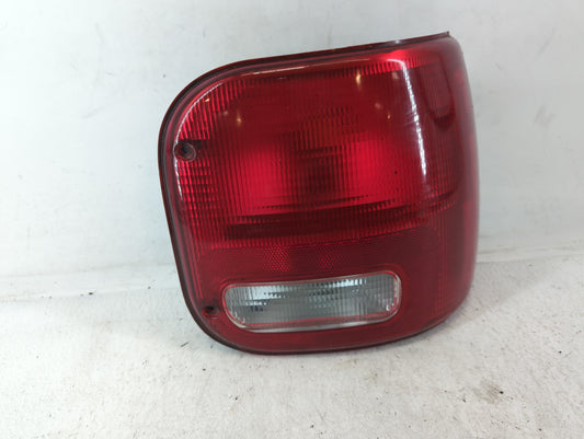 2000 Aftermarket Dorman Tail Light Assembly Passenger Right OEM P/N:11-5547B Fits OEM Used Auto Parts