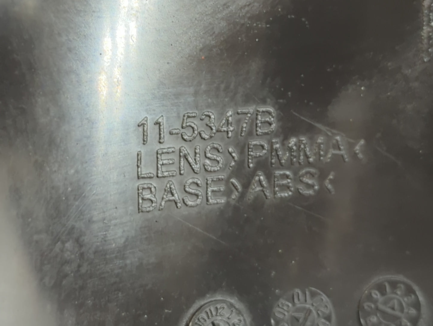 2000 Aftermarket Dorman Tail Light Assembly Passenger Right OEM P/N:11-5547B Fits OEM Used Auto Parts - Oemusedautoparts1.co