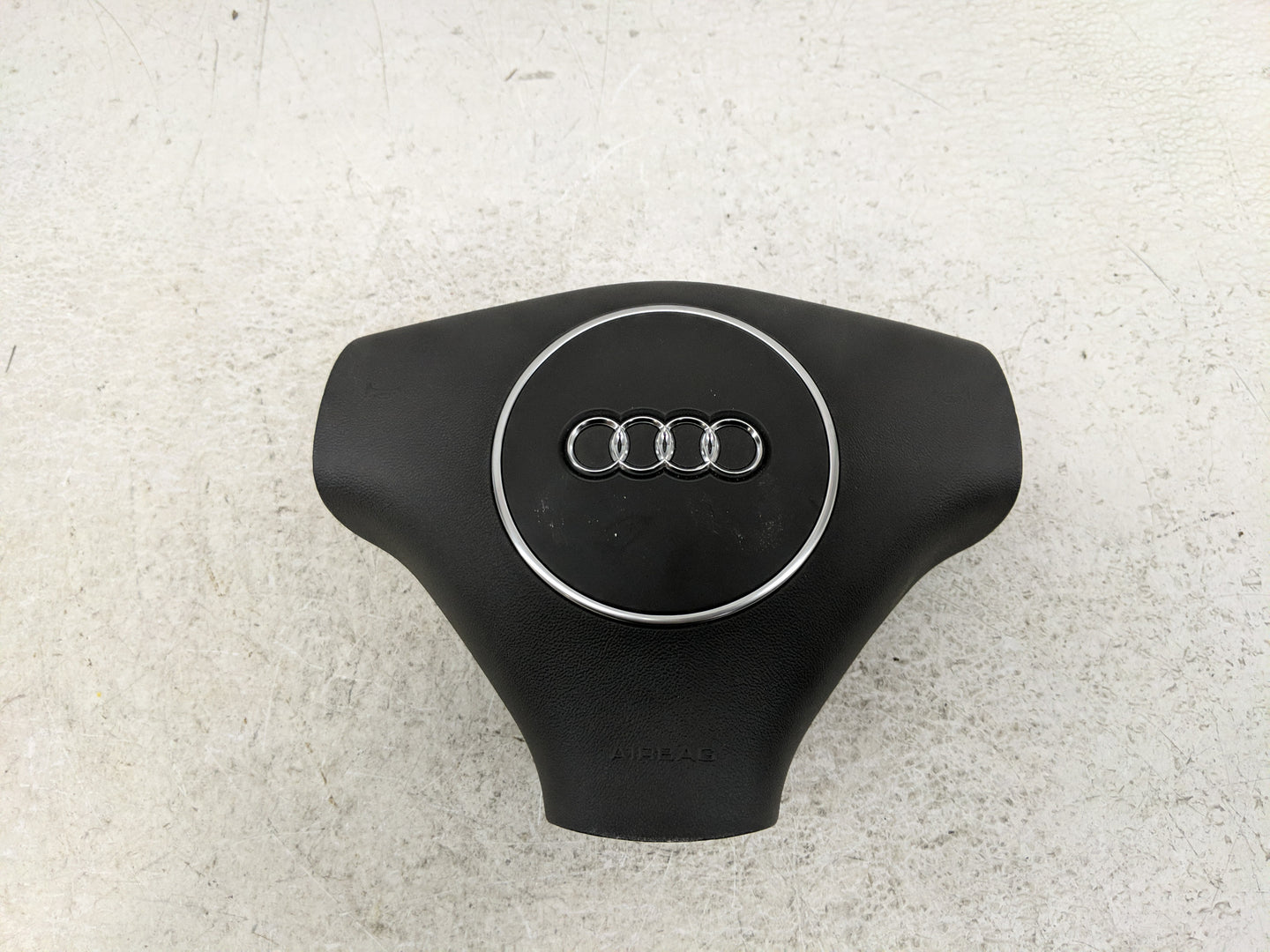 2000 Audi A3 Air Bag Driver Left Steering Wheel Mounted P/N:8E0 880 201 J Fits Fits 1997 1998 1999 2001 2002 OEM Used Auto P