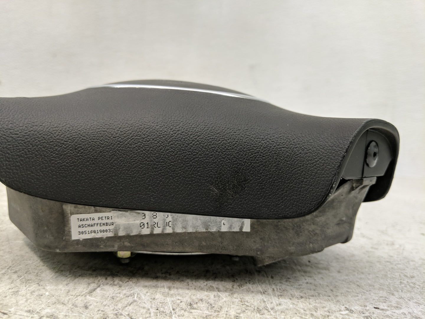 2000 Audi A3 Air Bag Driver Left Steering Wheel Mounted P/N:8E0 880 201 J Fits Fits 1997 1998 1999 2001 2002 OEM Used Auto P