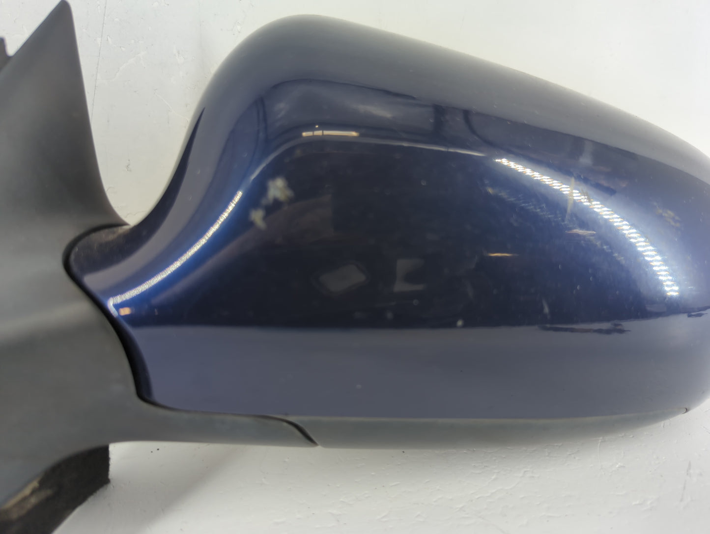 1999-2002 Audi A4 Driver Left Side View Manual Door Mirror - Oemusedautoparts1.com