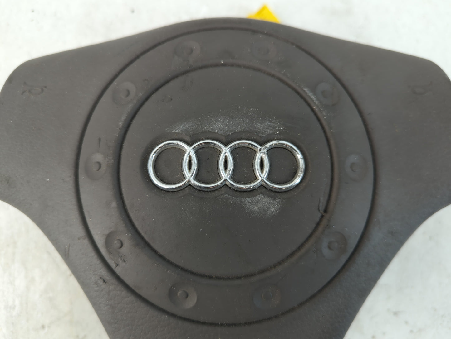 1999-2002 Audi A4 Air Bag Driver Left Steering Wheel Mounted Fits Fits 1997 1998 1999 2000 2001 2002 OEM Used Auto Parts - O