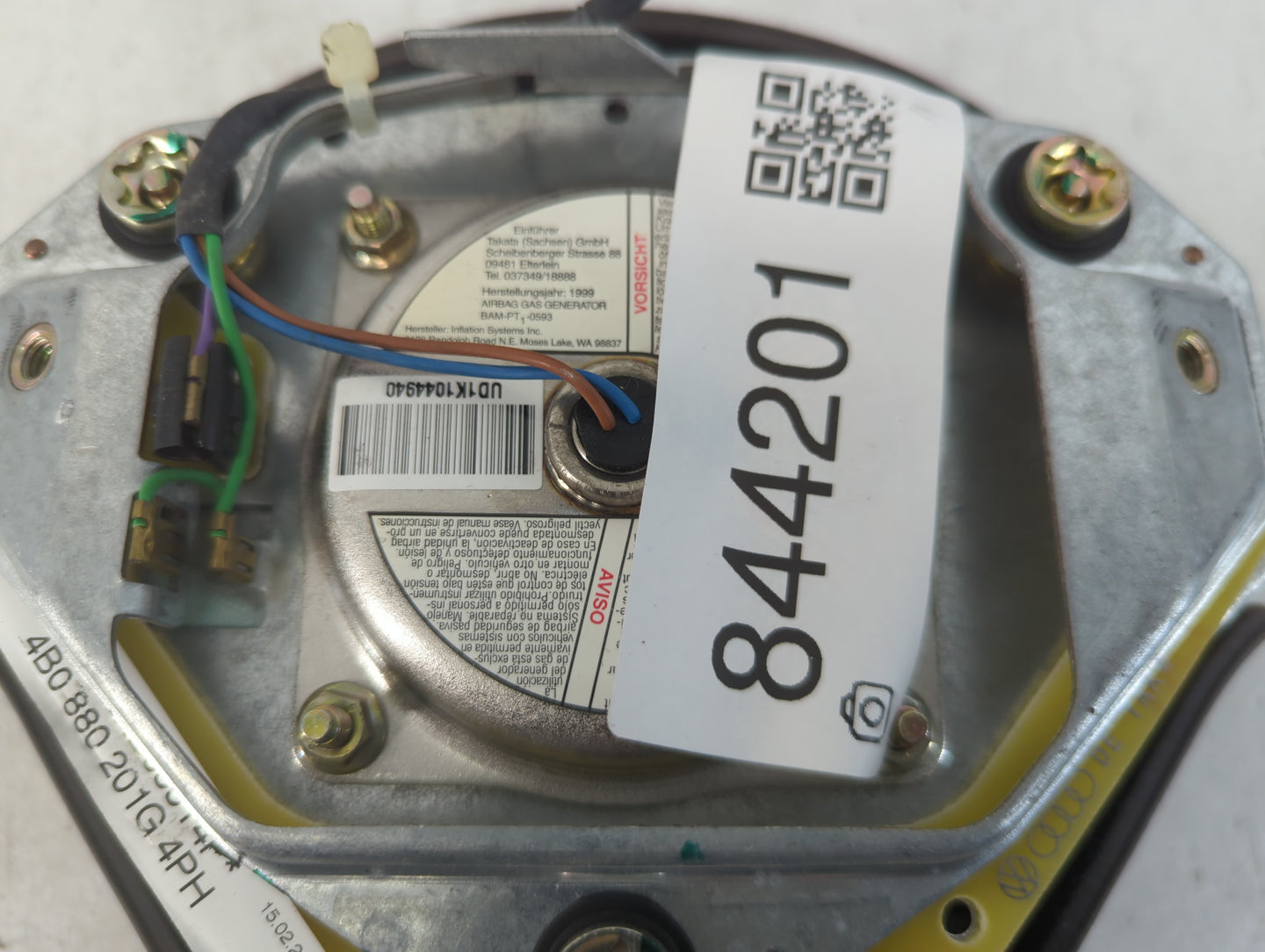 1999-2002 Audi A4 Air Bag Driver Left Steering Wheel Mounted Fits Fits 1997 1998 1999 2000 2001 2002 OEM Used Auto Parts - O