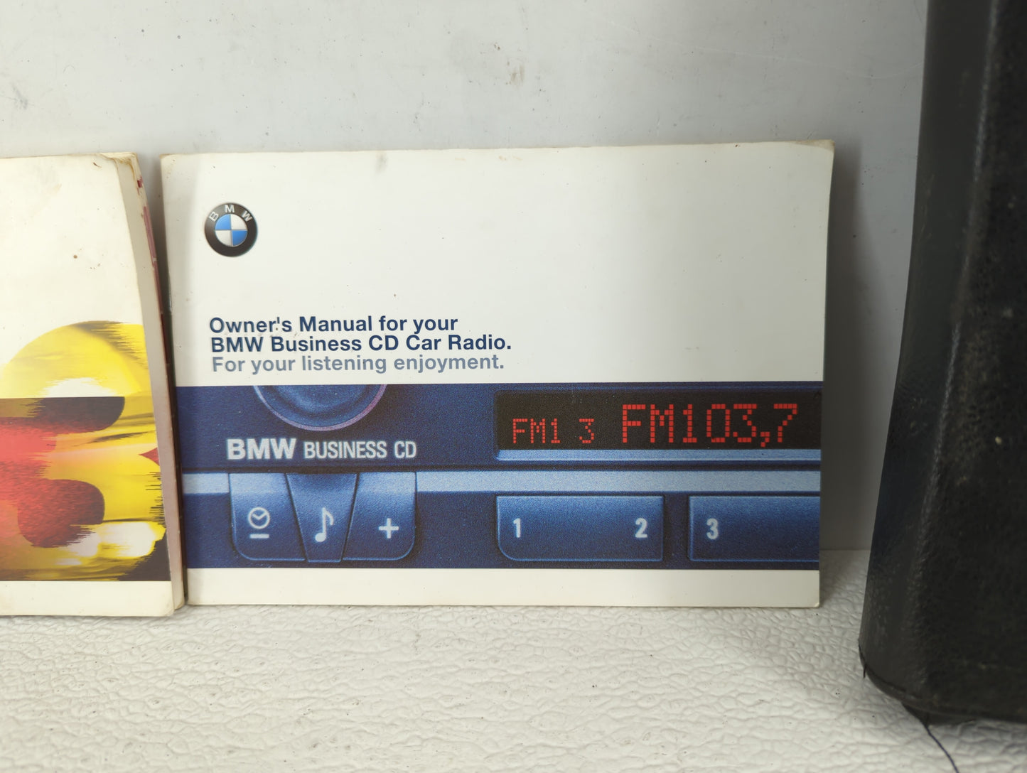 2000 Bmw 320i Owners Manual Book Guide OEM Used Auto Parts - Oemusedautoparts1.com