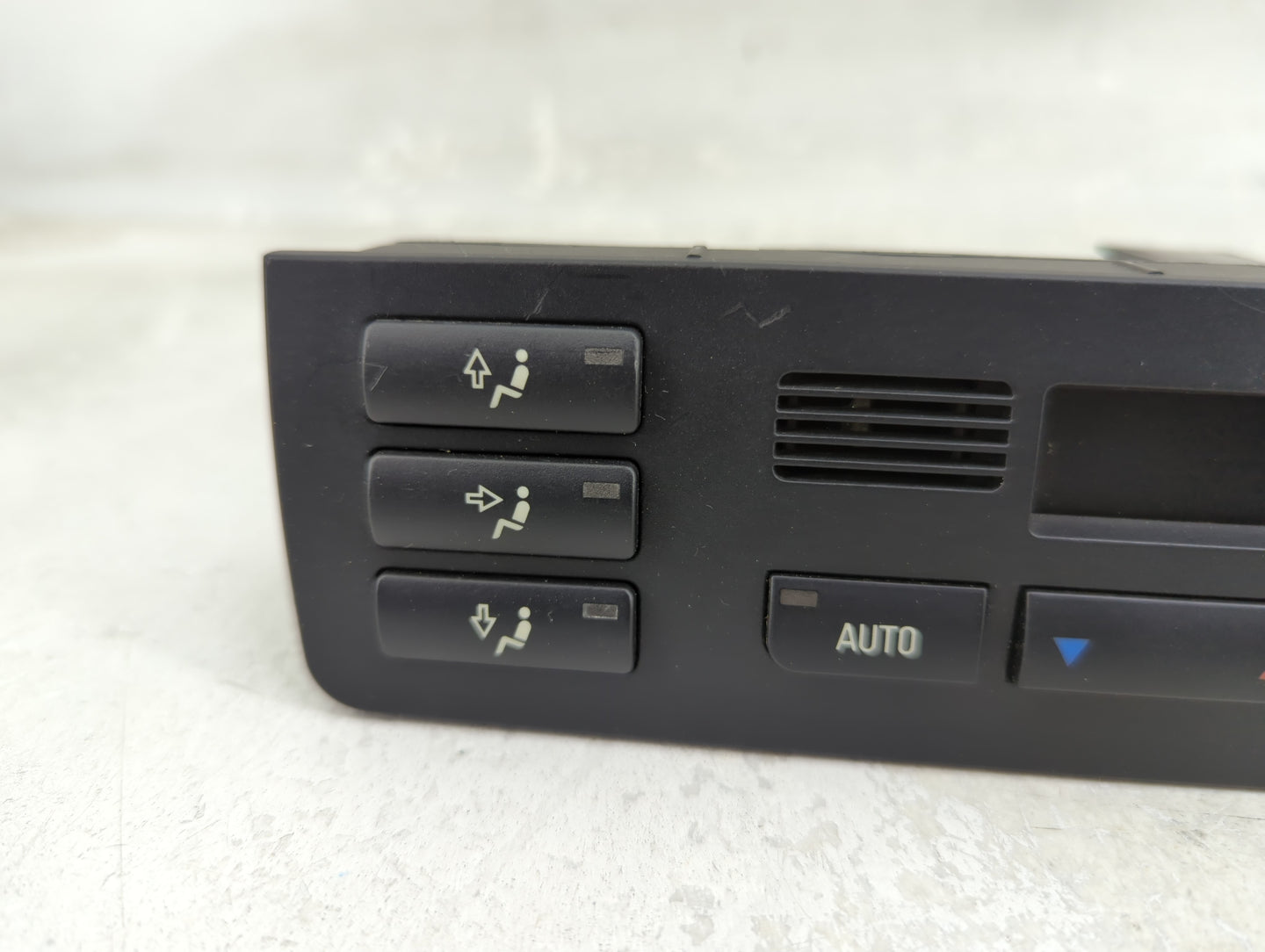 2000 Bmw 323 Climate Control Module Temperature AC/Heater Replacement P/N:64116902440 5HB007738-11 Fits OEM Used Auto Parts 