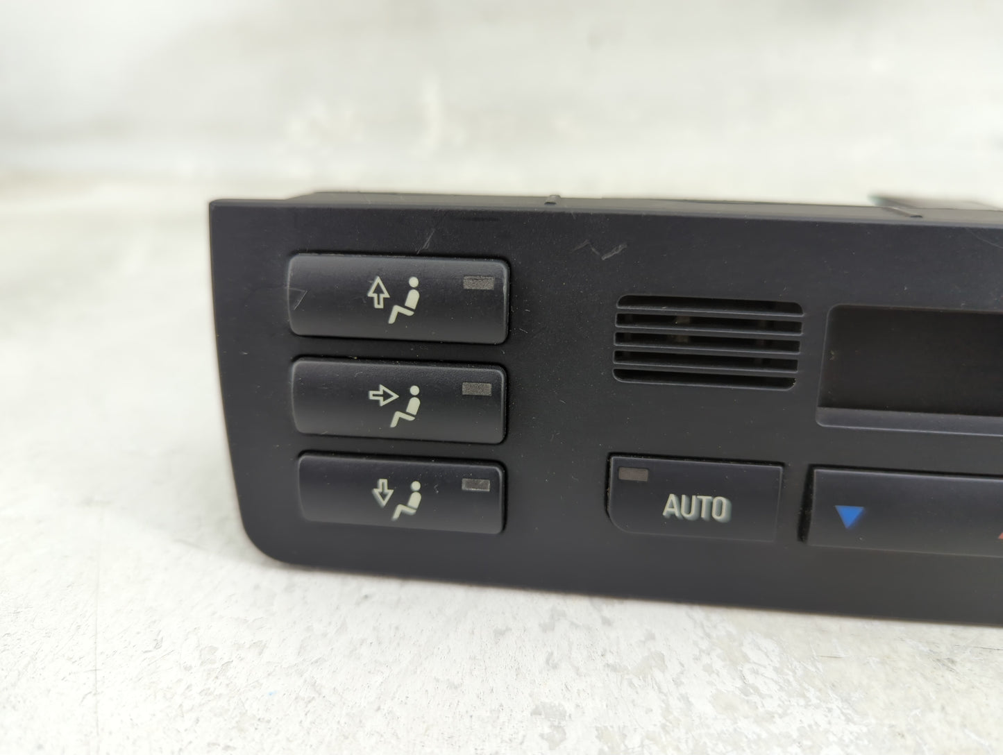 2000 Bmw 323 Climate Control Module Temperature AC/Heater Replacement P/N:64116902440 5HB007738-11 Fits OEM Used Auto Parts 