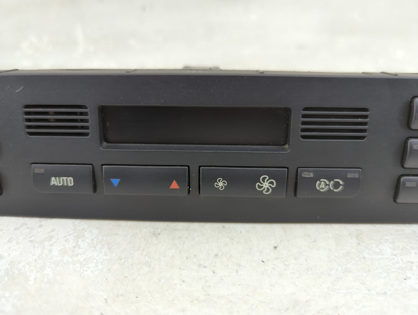 2000 Bmw 323 Climate Control Module Temperature AC/Heater Replacement P/N:64116902440 5HB007738-11 Fits OEM Used Auto Parts 