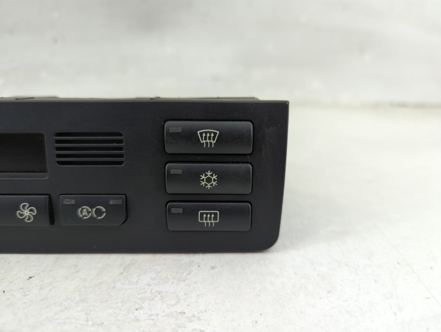 2000 Bmw 323 Climate Control Module Temperature AC/Heater Replacement P/N:64116902440 5HB007738-11 Fits OEM Used Auto Parts 