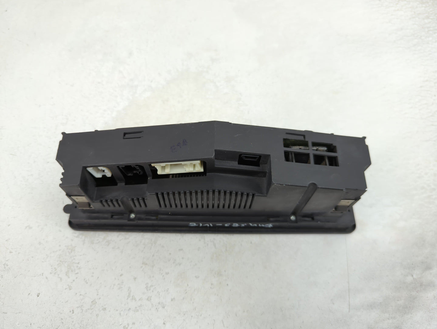 2000 Bmw 323 Climate Control Module Temperature AC/Heater Replacement P/N:64116902440 5HB007738-11 Fits OEM Used Auto Parts 