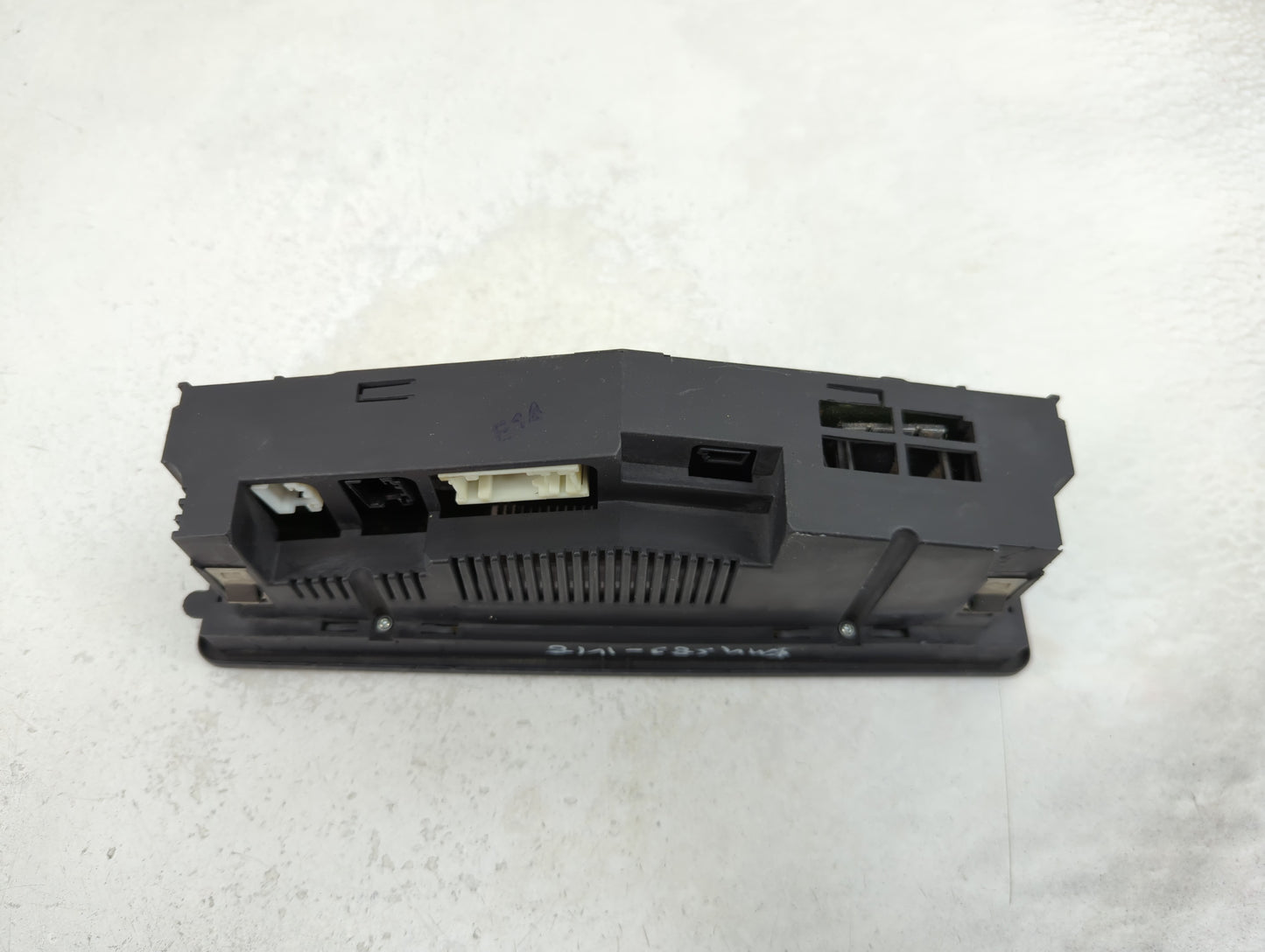 2000 Bmw 323 Climate Control Module Temperature AC/Heater Replacement P/N:64116902440 5HB007738-11 Fits OEM Used Auto Parts 