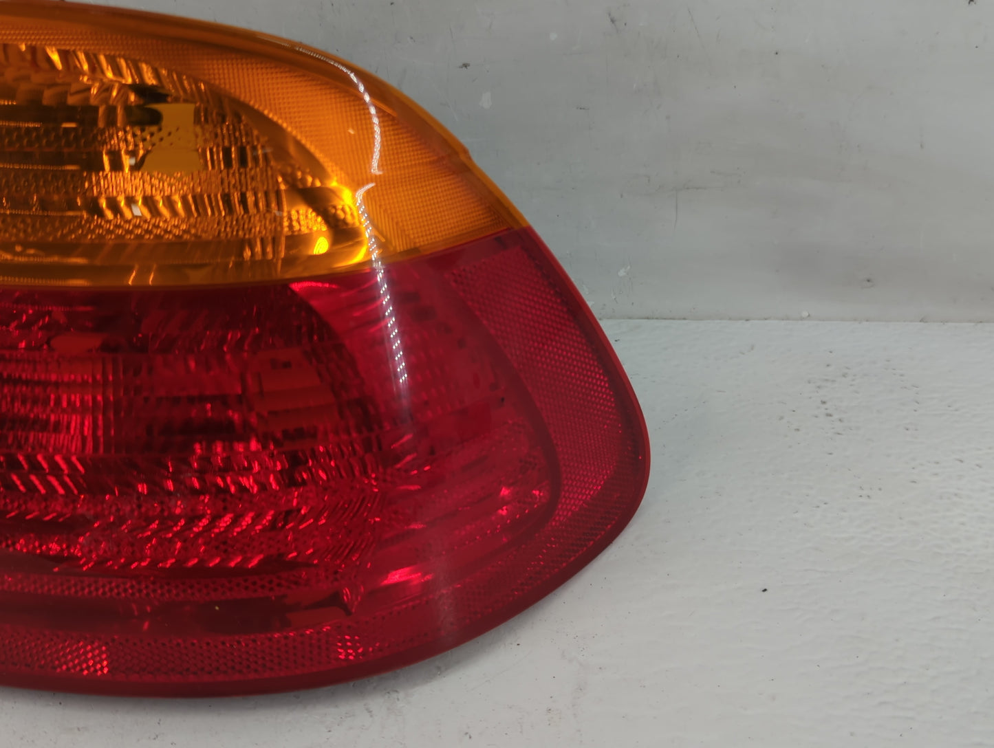 2000 Bmw 323i Tail Light Assembly Passenger Right OEM Fits Fits 2001 2002 2003 OEM Used Auto Parts - Oemusedautoparts1.com