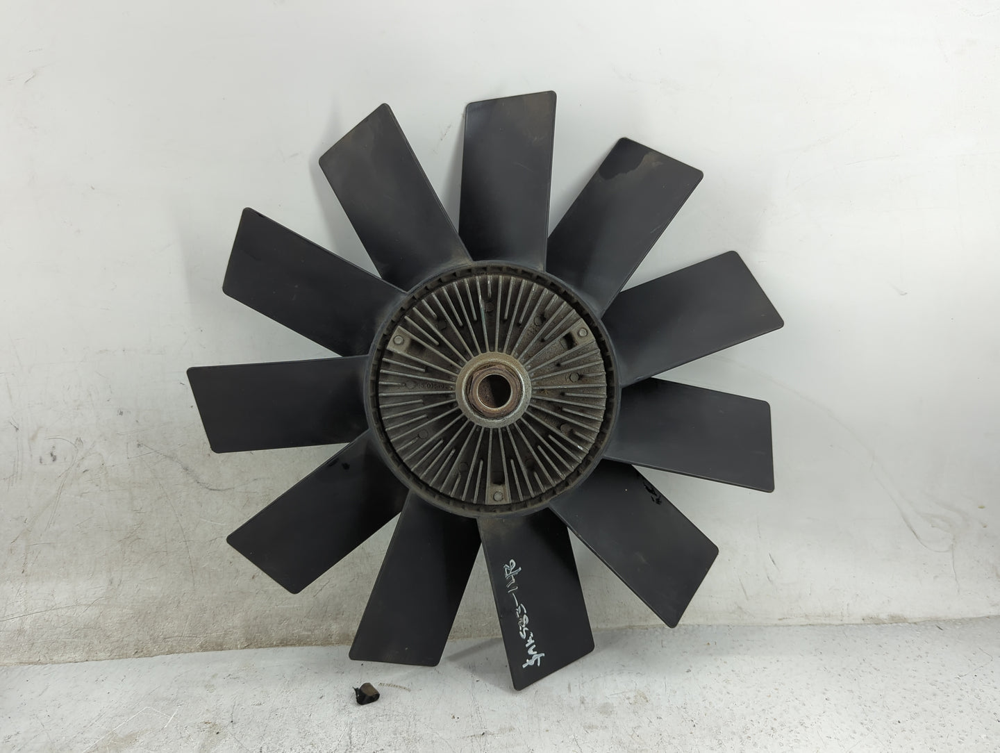 1998-2000 Bmw 323i Radiator Cooling Fan Clutch - Oemusedautoparts1.com