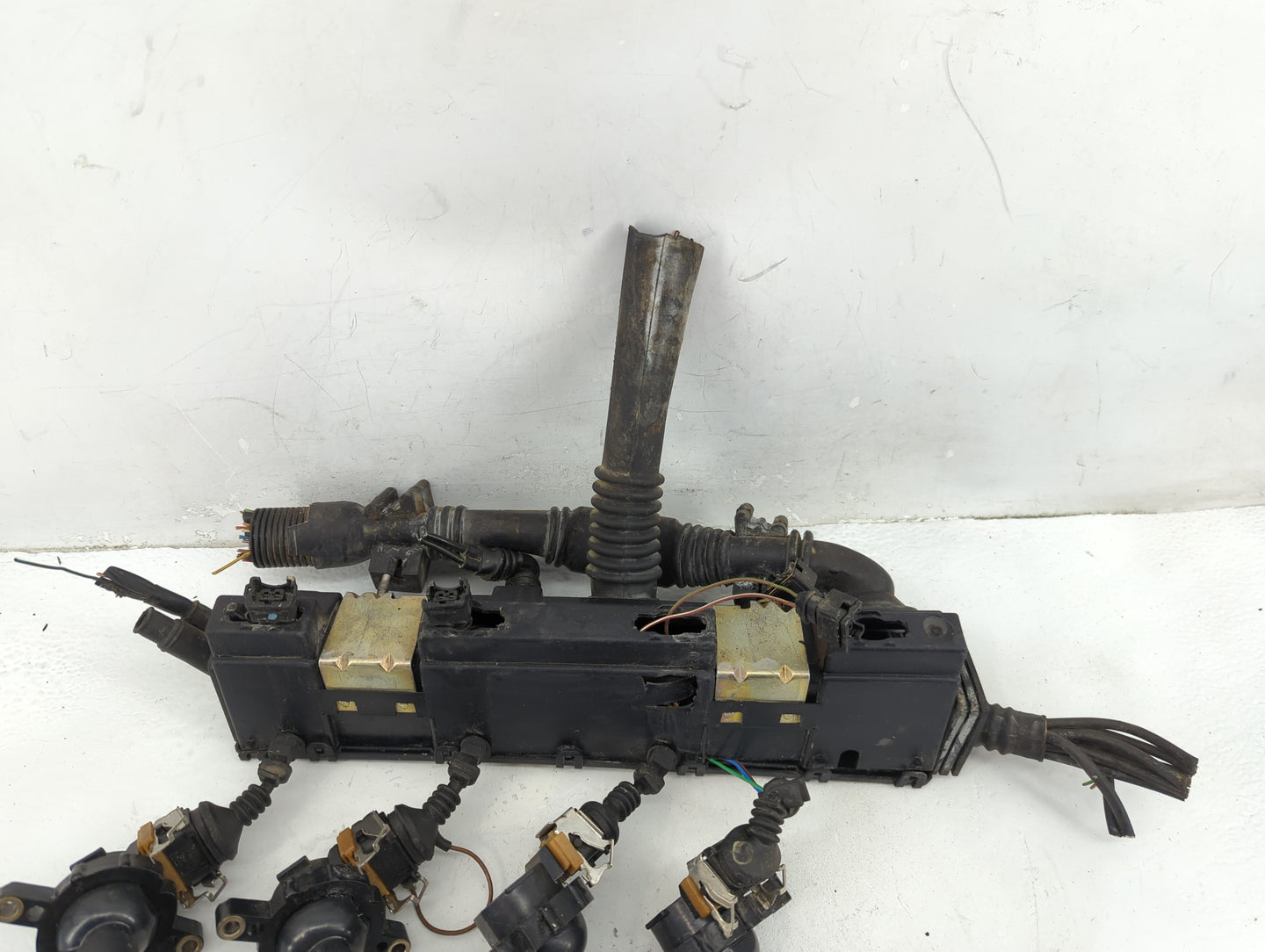 1996-2000 Bmw 328i Ignition Coil Igniter Pack - Oemusedautoparts1.com