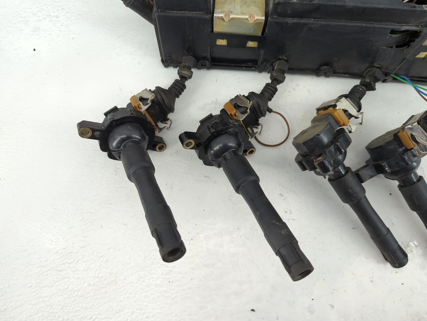1996-2000 Bmw 328i Ignition Coil Igniter Pack - Oemusedautoparts1.com