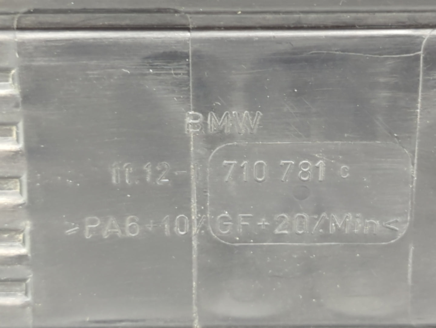 2000 Bmw 528i Engine Cover - Oemusedautoparts1.com