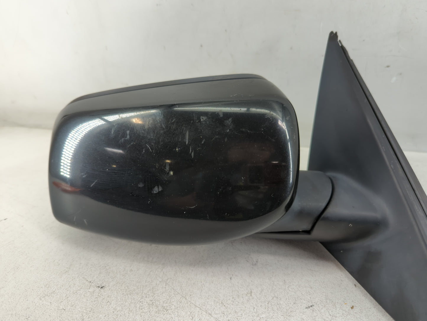 2000 Bmw 528i Passenger Right Side View Manual Door Mirror Black - Oemusedautoparts1.com