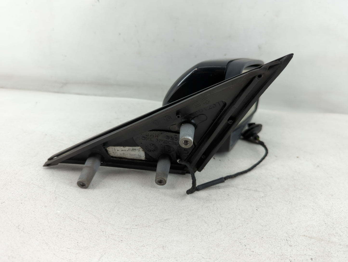 2000 Bmw 528i Passenger Right Side View Manual Door Mirror Black - Oemusedautoparts1.com