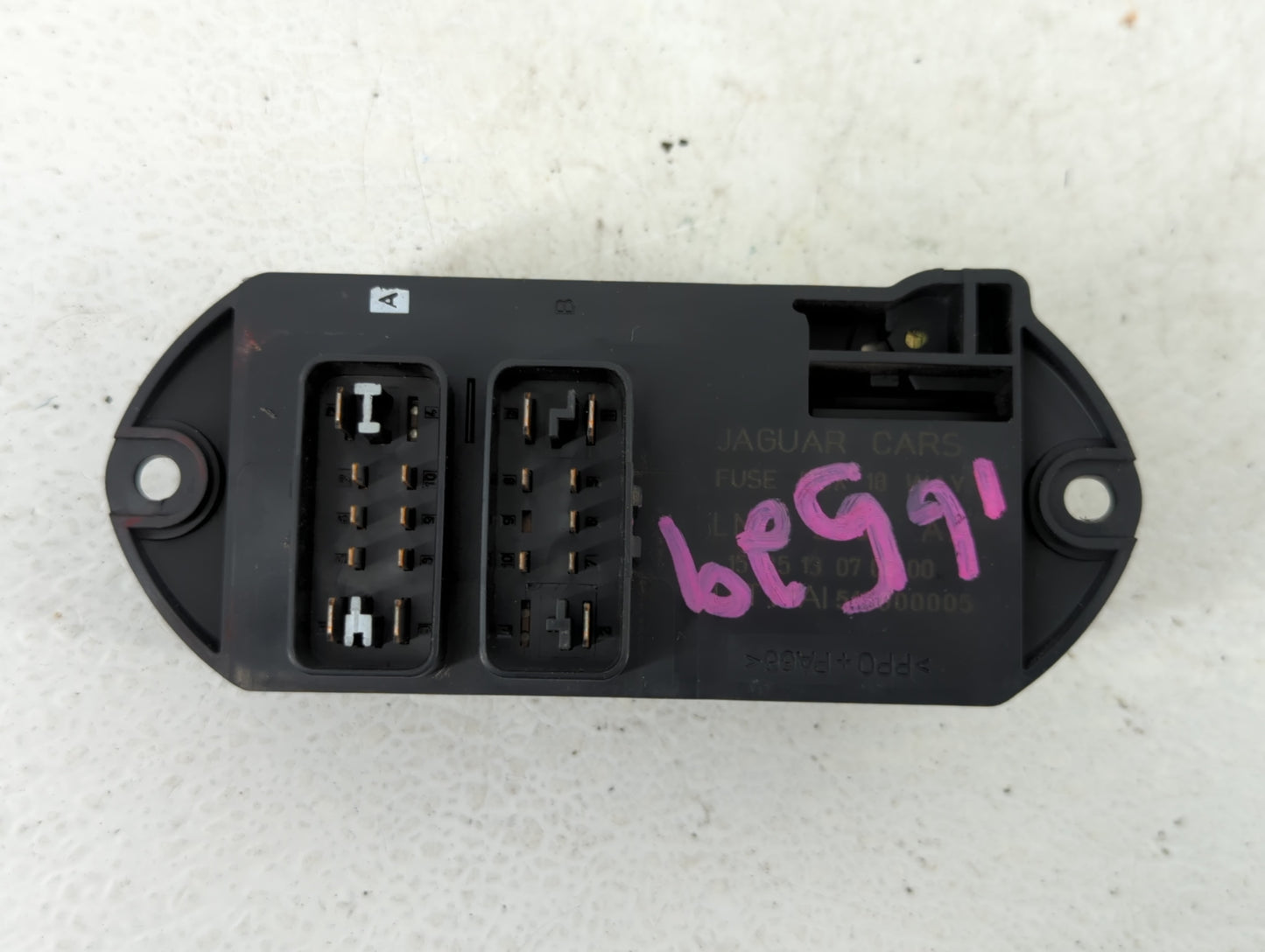 2000 Bmw X3 Fusebox Fuse Box Panel Relay Module P/N:15 35 13 07 06 00 5180000005 Fits OEM Used Auto Parts - Oemusedautoparts