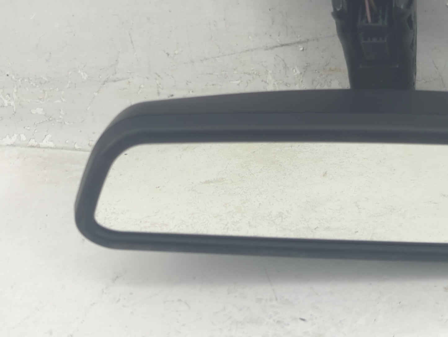 2000 Bmw X5 Interior Rear View Mirror Replacement OEM P/N:010588 Fits OEM Used Auto Parts - Oemusedautoparts1.com