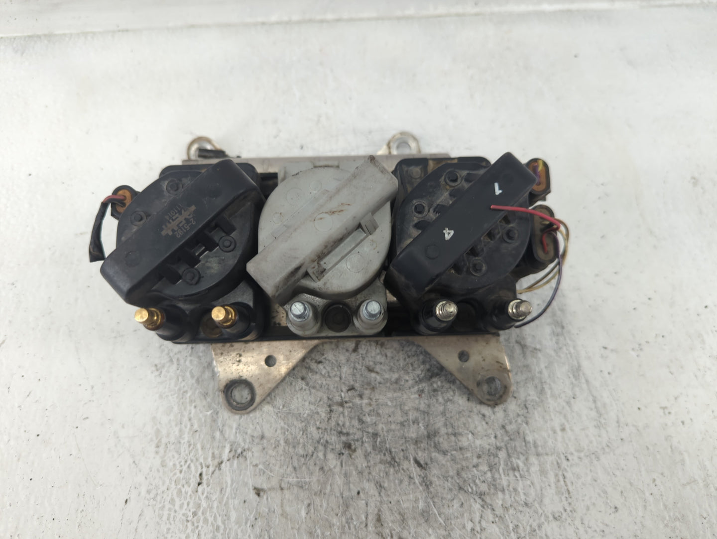 2000 Buick Century Engine Ignition Distributor OEM P/N:03961 9K31 Fits OEM Used Auto Parts - Oemusedautoparts1.com